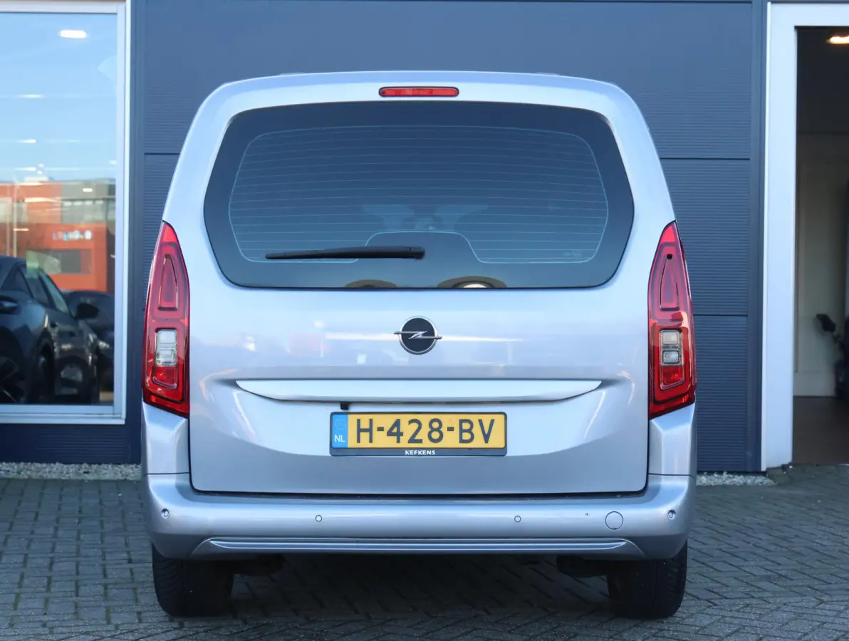 110pk L2H1 Edition UNIEK! | 1ste eigenaar | Camera | 7 persoons | Stuurverwarming | Navigatie | Airco | Geschikt Camper kit