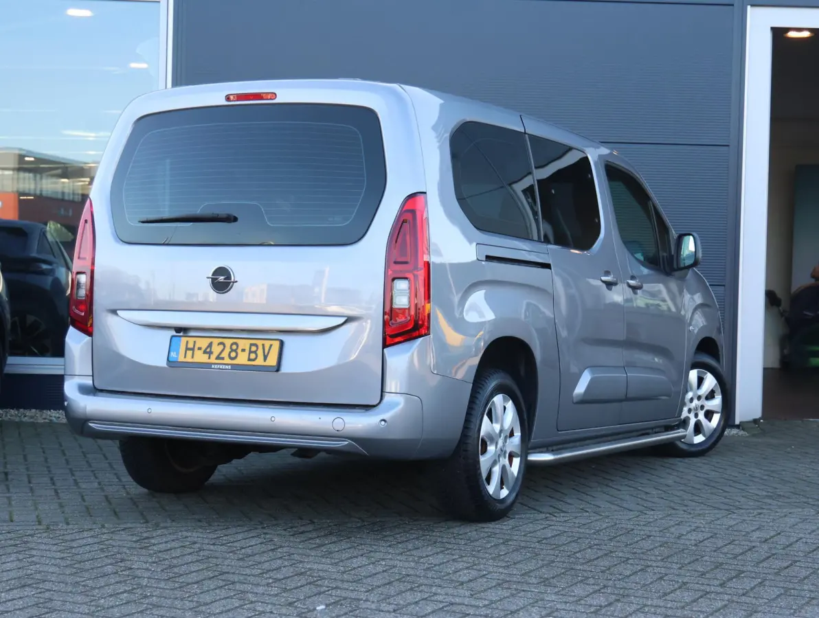 110pk L2H1 Edition UNIEK! | 1ste eigenaar | Camera | 7 persoons | Stuurverwarming | Navigatie | Airco | Geschikt Camper kit