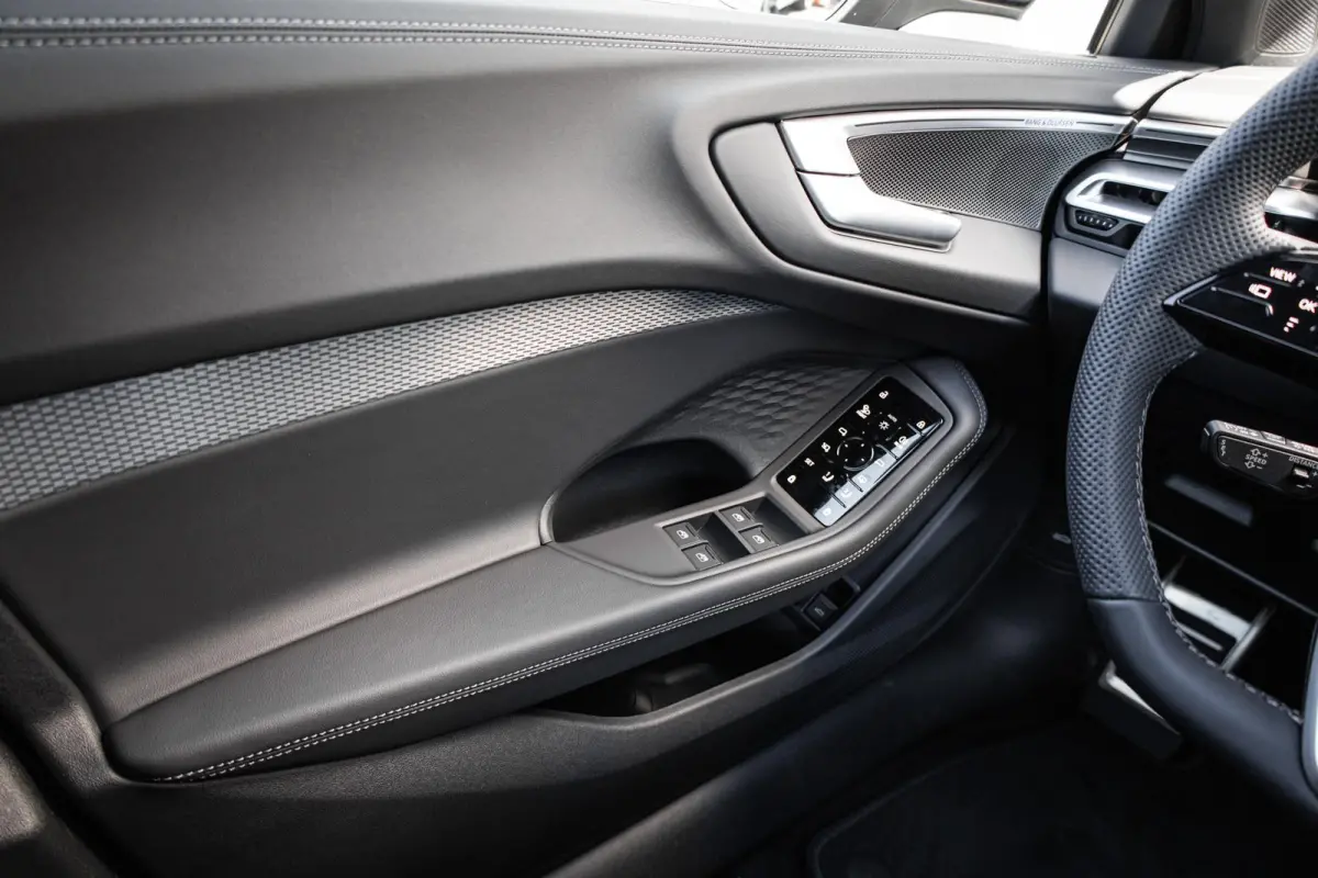 Avant 2.0 299pk quattro S Edition | B&O Audio | Head-up Display | Geheugen | Leder