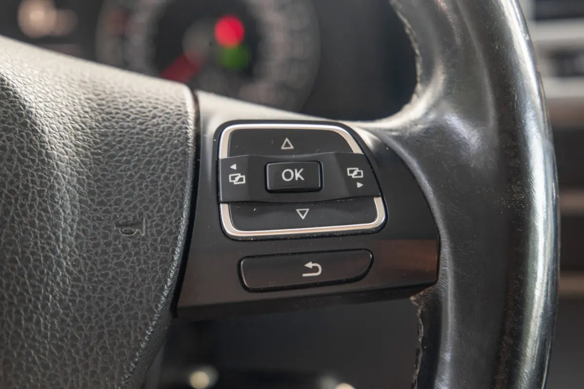 2.0 TDI L2H1 4Motion / Dubbele Schuifdeur / Automaat / Leder / Volledig Bekleed