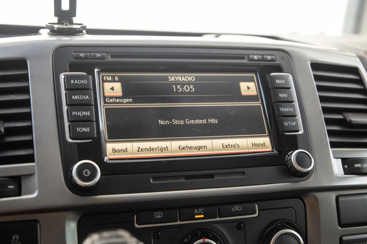 2.0 TDI L2H1 4Motion / Dubbele Schuifdeur / Automaat / Leder / Volledig Bekleed
