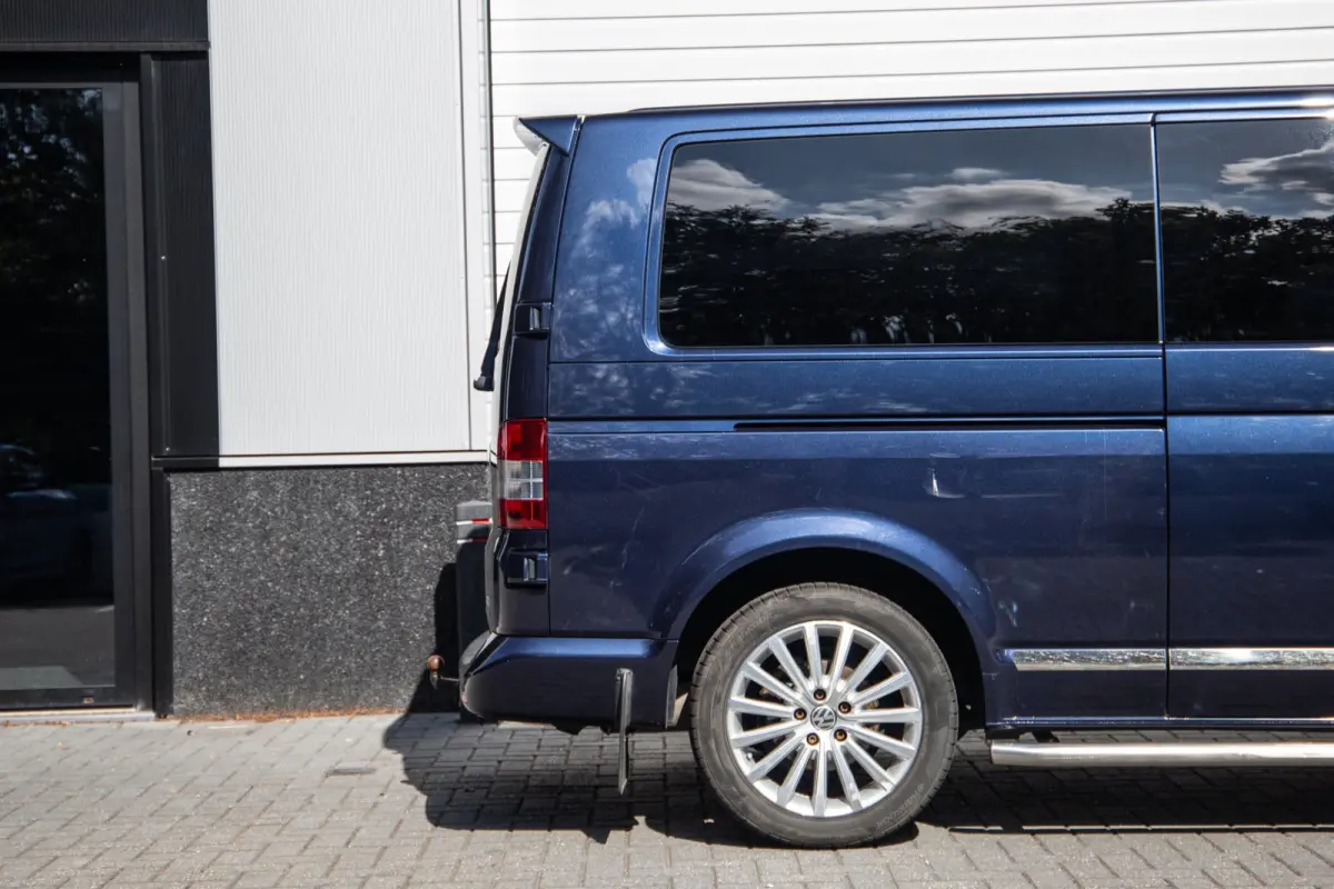 2.0 TDI L2H1 4Motion / Dubbele Schuifdeur / Automaat / Leder / Volledig Bekleed