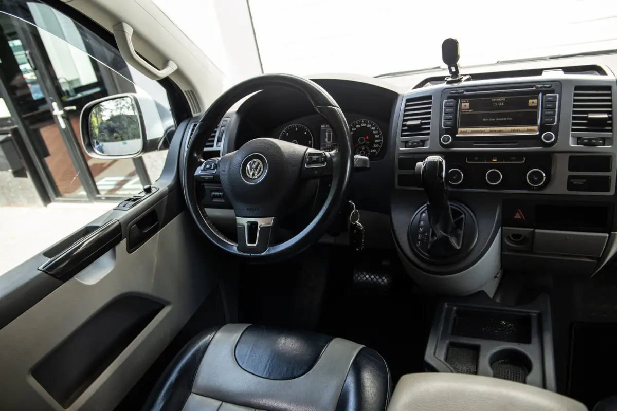 2.0 TDI L2H1 4Motion / Dubbele Schuifdeur / Automaat / Leder / Volledig Bekleed