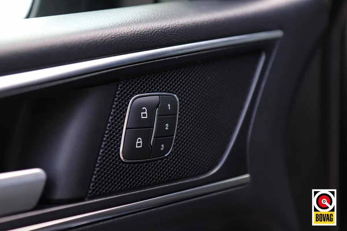 2.5i HEV 7P ST-Line |LED|PANODAK|CAMERA|MEMORY|STOELVERW.|CARPLAY|KEYLESS