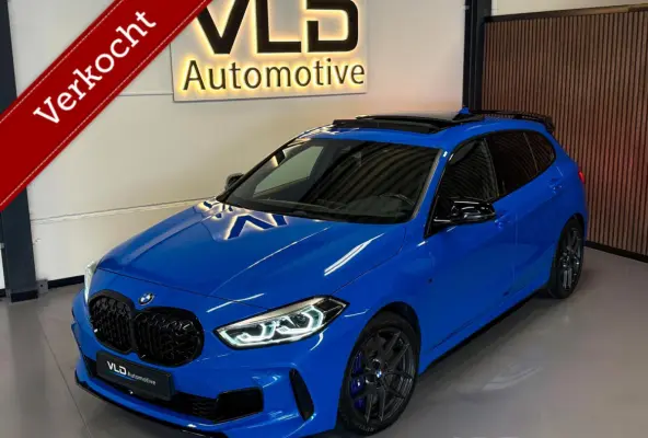 M135i xDrive Pano Alcantara HUD H&K Sfeer M-Sport