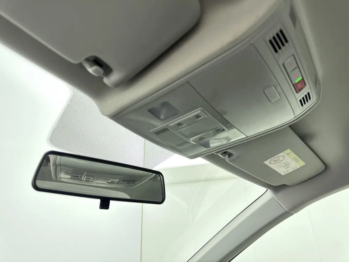 1.0 TSI Comfortline | TREKHAAK | ADAPTIEF CRUISECONTROL | APPLE CARPLAY / ANDROID AUTO | AIRCO | NAVIGATIE |