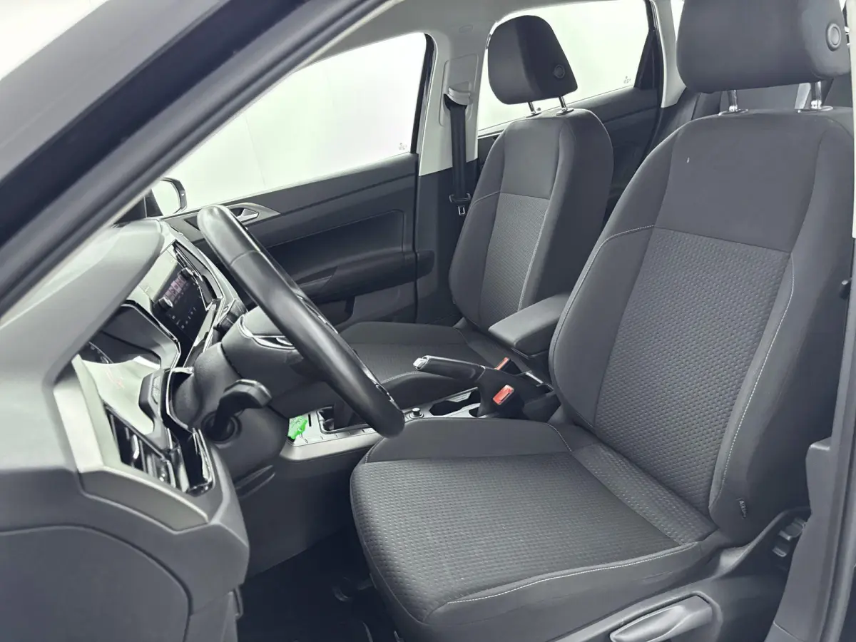 1.0 TSI Comfortline | TREKHAAK | ADAPTIEF CRUISECONTROL | APPLE CARPLAY / ANDROID AUTO | AIRCO | NAVIGATIE |