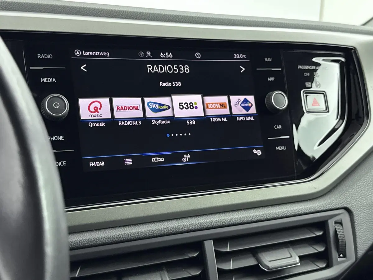 1.0 TSI Comfortline | TREKHAAK | ADAPTIEF CRUISECONTROL | APPLE CARPLAY / ANDROID AUTO | AIRCO | NAVIGATIE |