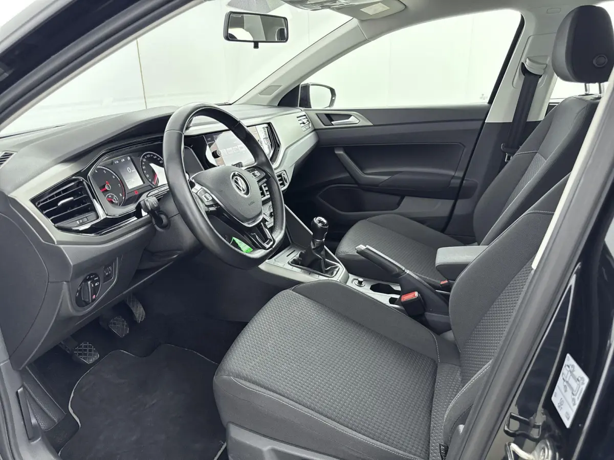 1.0 TSI Comfortline | TREKHAAK | ADAPTIEF CRUISECONTROL | APPLE CARPLAY / ANDROID AUTO | AIRCO | NAVIGATIE |