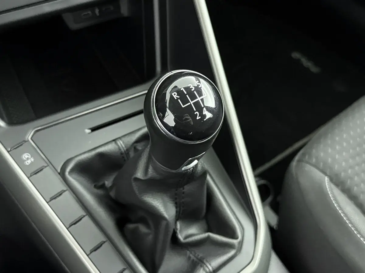 1.0 TSI Comfortline | TREKHAAK | ADAPTIEF CRUISECONTROL | APPLE CARPLAY / ANDROID AUTO | AIRCO | NAVIGATIE |