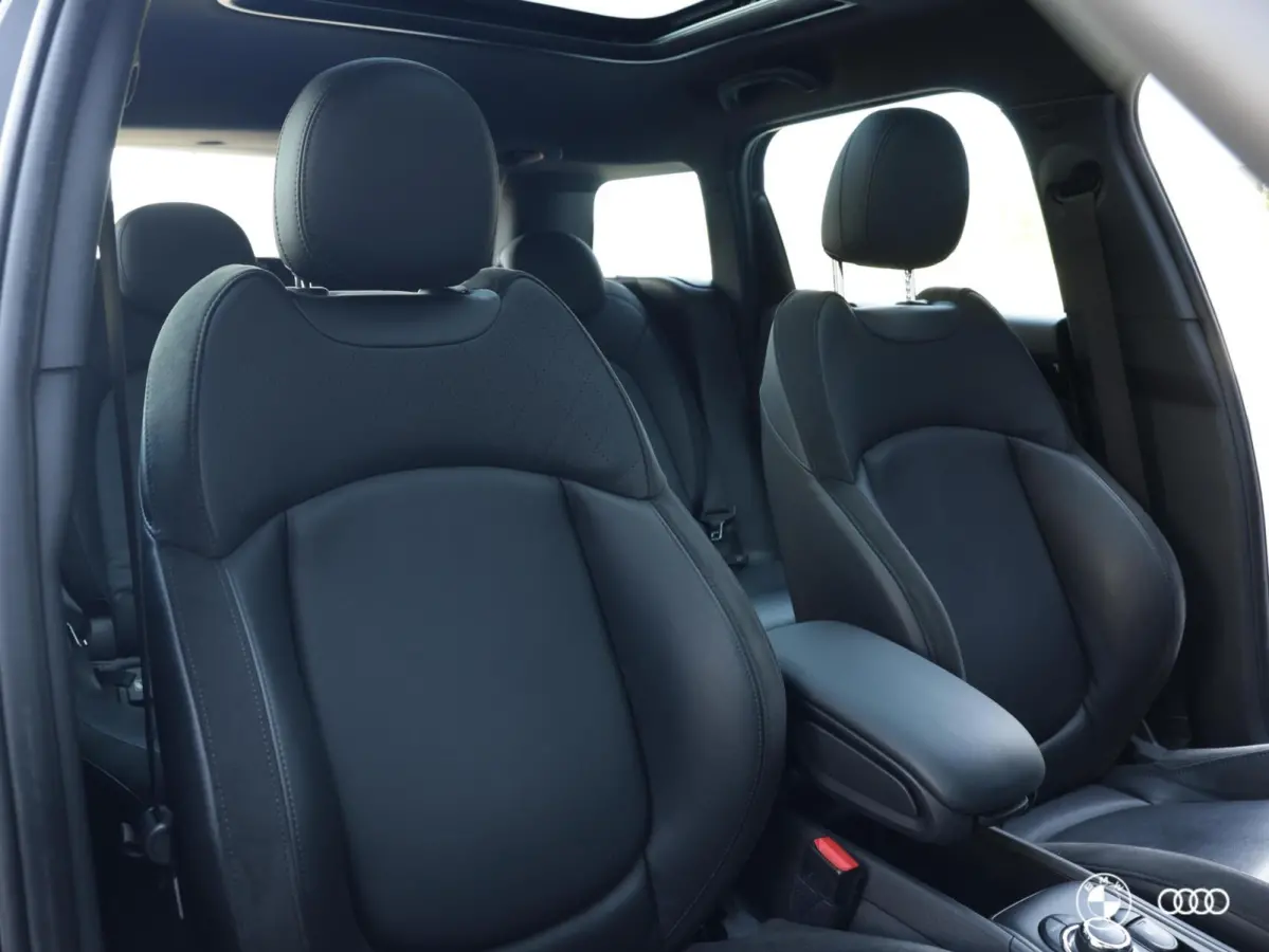 COOPER SE ALL4 / LEDER / LED / HUD / MEMORY / KEYLESS / CAMERA