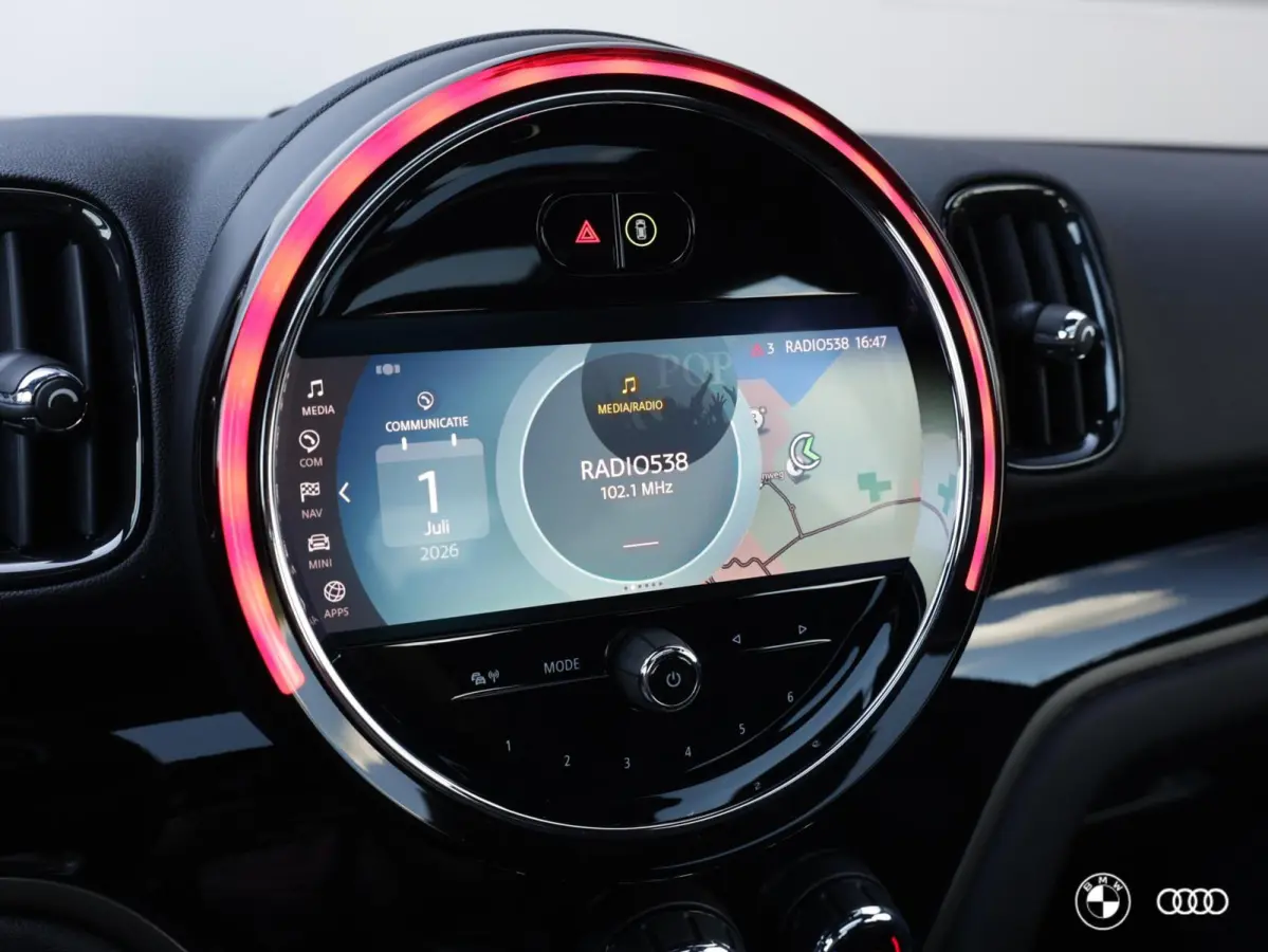 COOPER SE ALL4 / LEDER / LED / HUD / MEMORY / KEYLESS / CAMERA