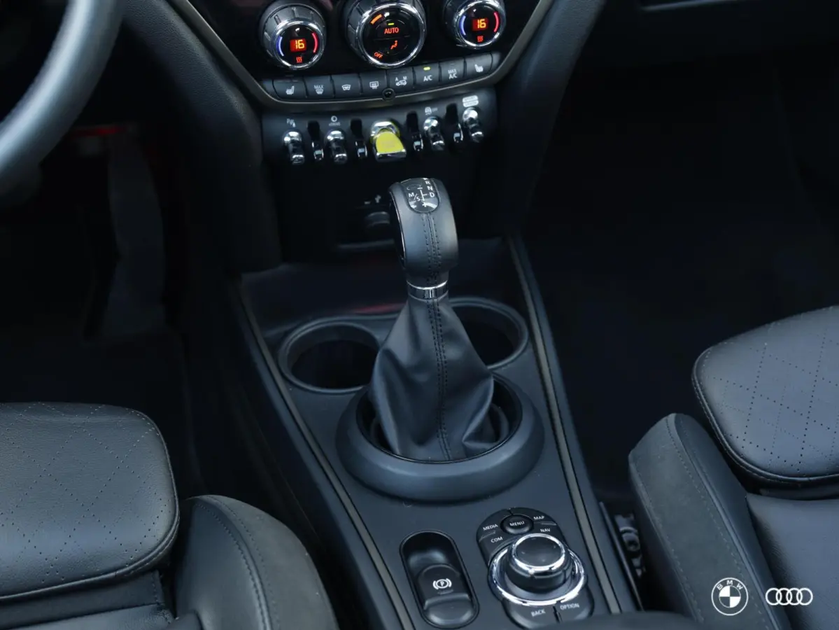 COOPER SE ALL4 / LEDER / LED / HUD / MEMORY / KEYLESS / CAMERA