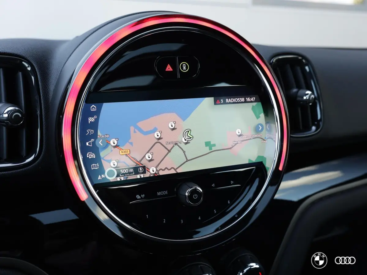COOPER SE ALL4 / LEDER / LED / HUD / MEMORY / KEYLESS / CAMERA