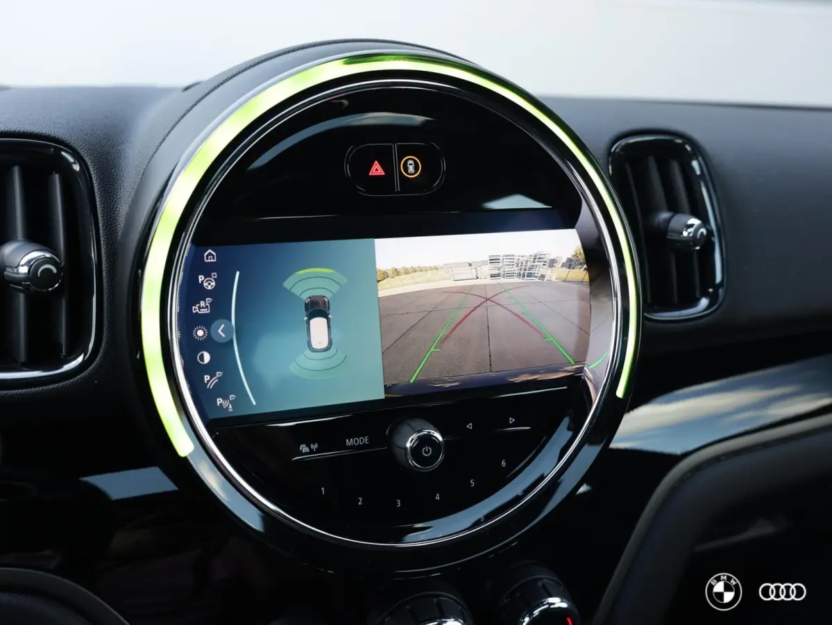 COOPER SE ALL4 / LEDER / LED / HUD / MEMORY / KEYLESS / CAMERA