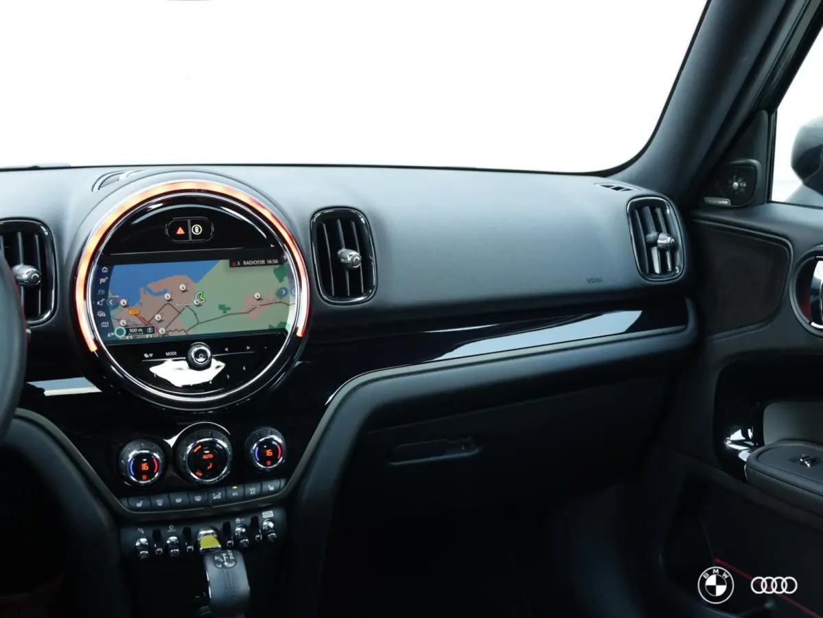 COOPER SE ALL4 / LEDER / LED / HUD / MEMORY / KEYLESS / CAMERA