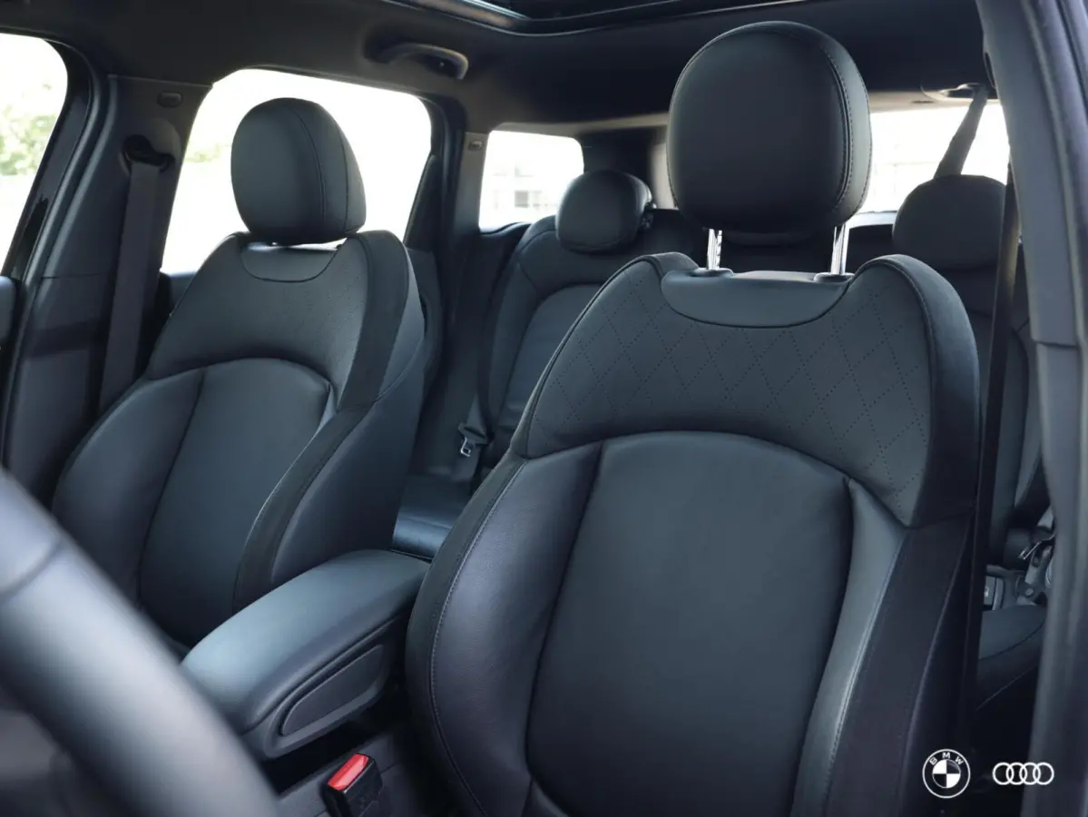 COOPER SE ALL4 / LEDER / LED / HUD / MEMORY / KEYLESS / CAMERA