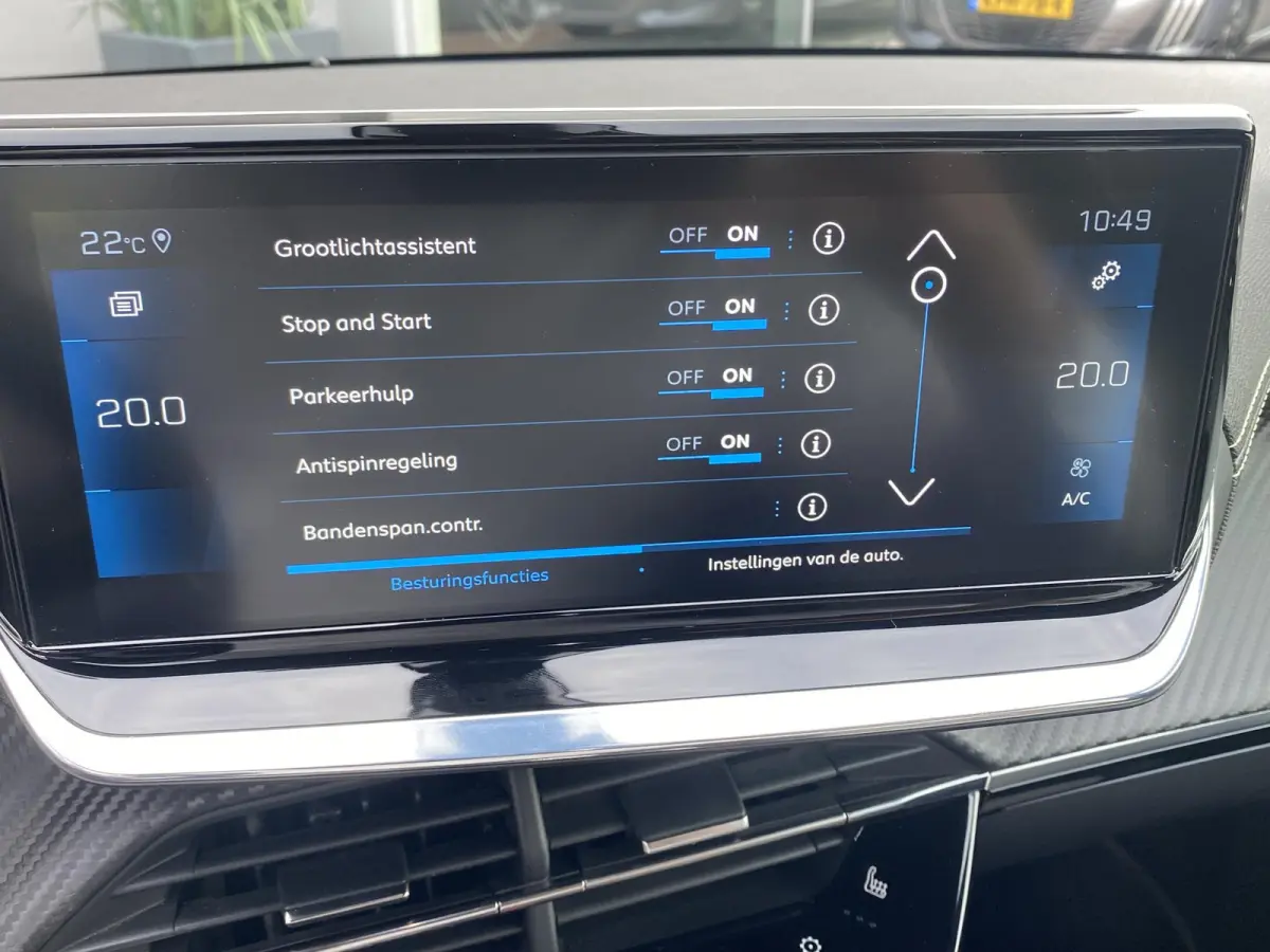 1.2 GT Pack 100 l CLIMATE | STOELVERWARMING| ADAPTIVE CRUISE | NAV | CARPLAY ANDROID | ZWART DAK | TREKHAAK | 50 DKM |