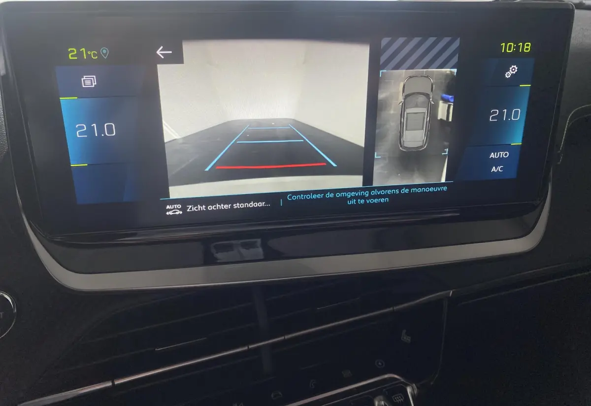 1.2 GT Pack 100 l CLIMATE | STOELVERWARMING| ADAPTIVE CRUISE | NAV | CARPLAY ANDROID | ZWART DAK | TREKHAAK | 50 DKM |