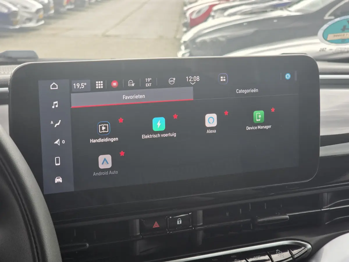 Icon 42 kWh | Apple Carplay/Andriod Auto | Climate control | Navi