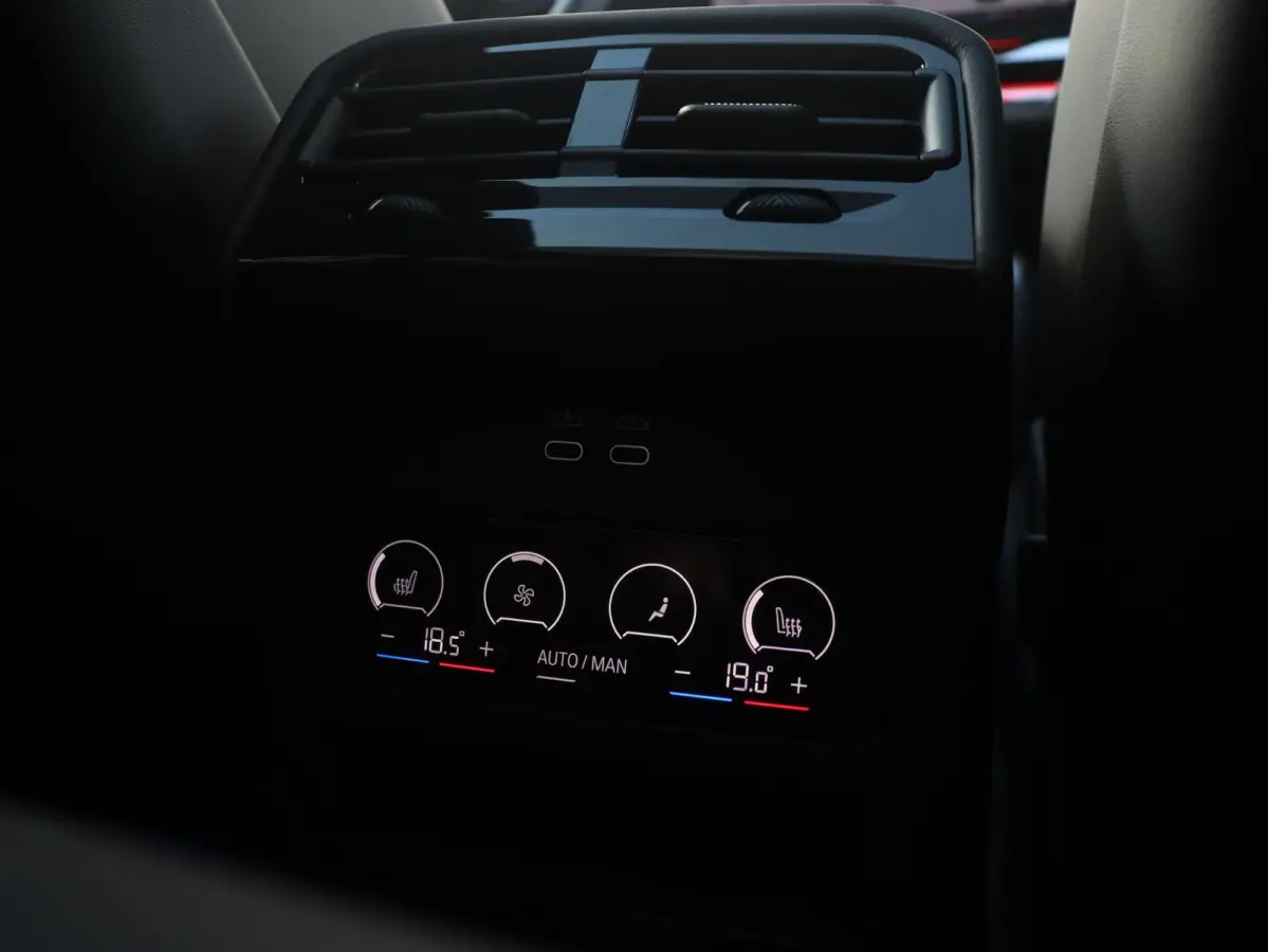 530e | M Sportp Pro | SoH 100% | Innovation Pack | Trekhaak | Panodak | M Stoelen | Driving Assistant Prof. | Parking Assist Plus | Adaptive Onderstel Prof. | Bowers & Wilkins | Stoelventila
