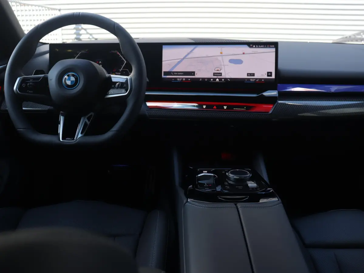 530e | M Sportp Pro | SoH 100% | Innovation Pack | Trekhaak | Panodak | M Stoelen | Driving Assistant Prof. | Parking Assist Plus | Adaptive Onderstel Prof. | Bowers & Wilkins | Stoelventila