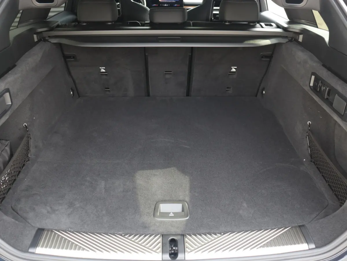 530e | M Sportp Pro | SoH 100% | Innovation Pack | Trekhaak | Panodak | M Stoelen | Driving Assistant Prof. | Parking Assist Plus | Adaptive Onderstel Prof. | Bowers & Wilkins | Stoelventila