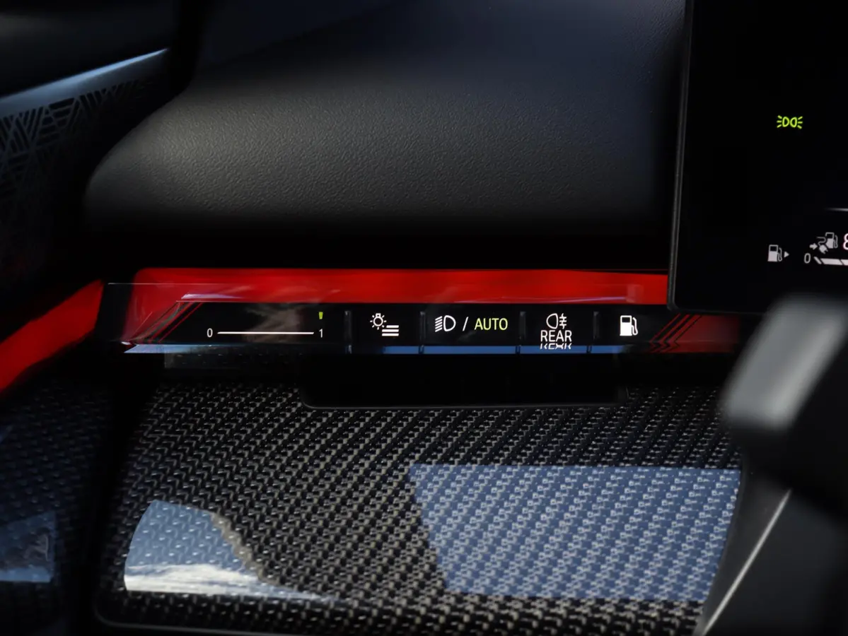530e | M Sportp Pro | SoH 100% | Innovation Pack | Trekhaak | Panodak | M Stoelen | Driving Assistant Prof. | Parking Assist Plus | Adaptive Onderstel Prof. | Bowers & Wilkins | Stoelventila