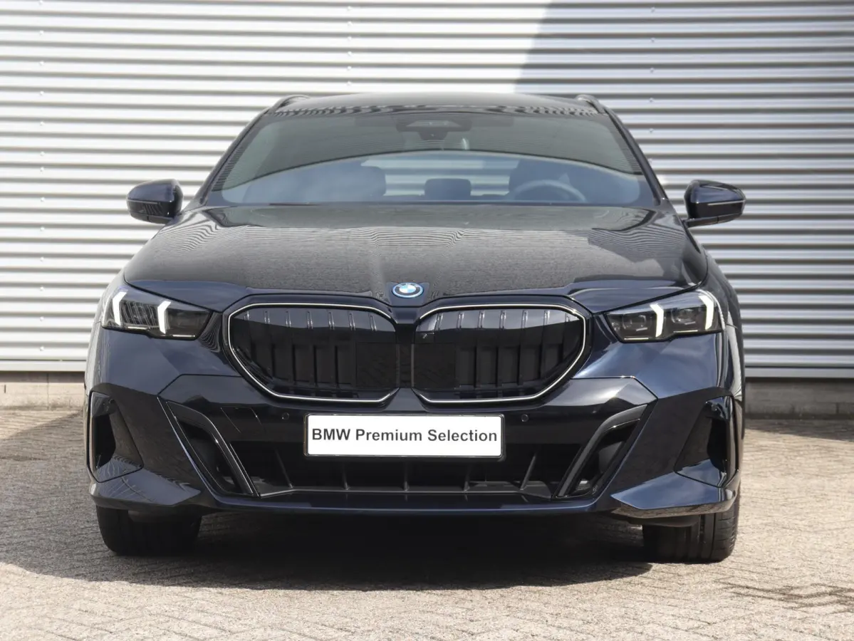 530e | M Sportp Pro | SoH 100% | Innovation Pack | Trekhaak | Panodak | M Stoelen | Driving Assistant Prof. | Parking Assist Plus | Adaptive Onderstel Prof. | Bowers & Wilkins | Stoelventila