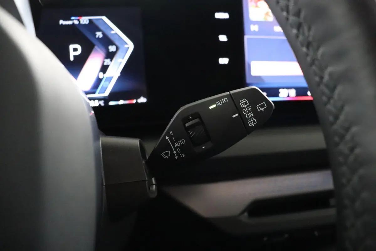 123 xDrive M Sport Pro | Glazen Panoramadak | M Compound Remmen | M Sportstoelen Alcantara Elektrisch | Harman Kardon | Head-Up | Stuur- & Stoelverwarming