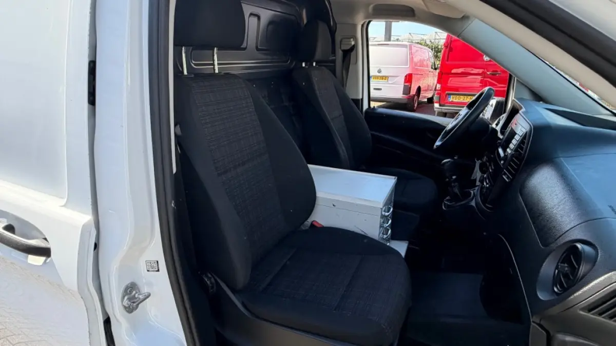 109 CDI 66KW 90PK L2H1 EURO 6 AIRCO/ TREKHAAK/ NAVIGATIE/ 1090% DEALERONDERHOUDEN
