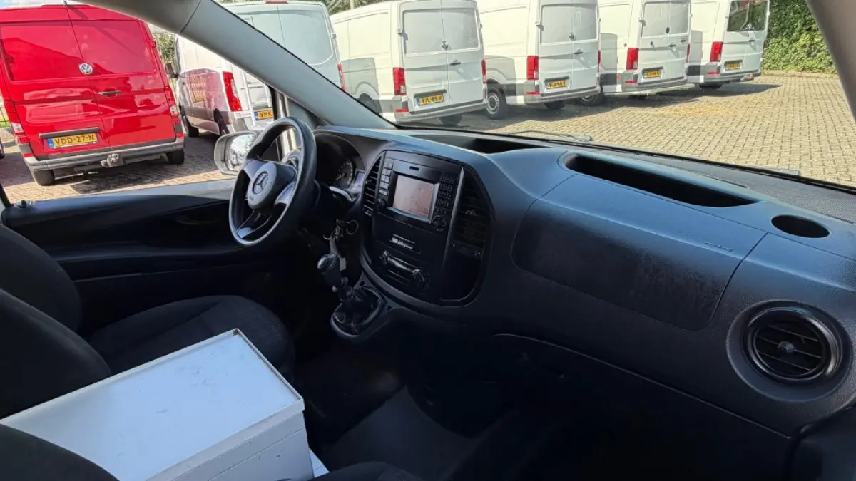 109 CDI 66KW 90PK L2H1 EURO 6 AIRCO/ TREKHAAK/ NAVIGATIE/ 1090% DEALERONDERHOUDEN