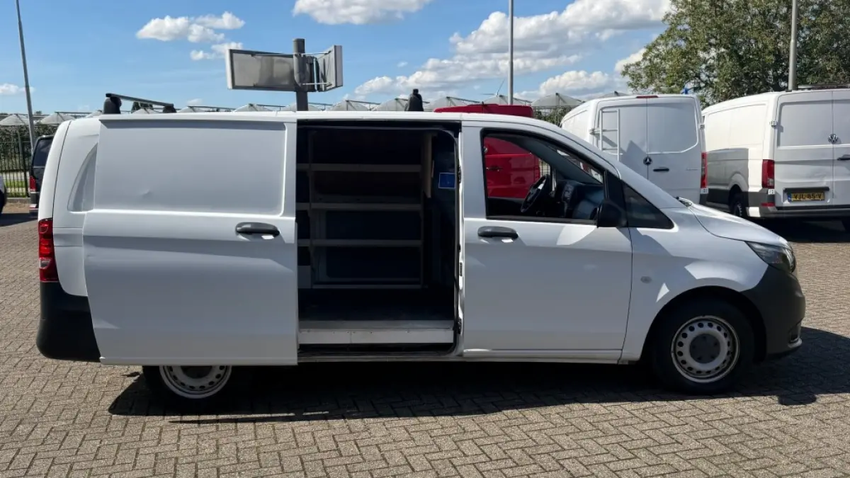 109 CDI 66KW 90PK L2H1 EURO 6 AIRCO/ TREKHAAK/ NAVIGATIE/ 1090% DEALERONDERHOUDEN