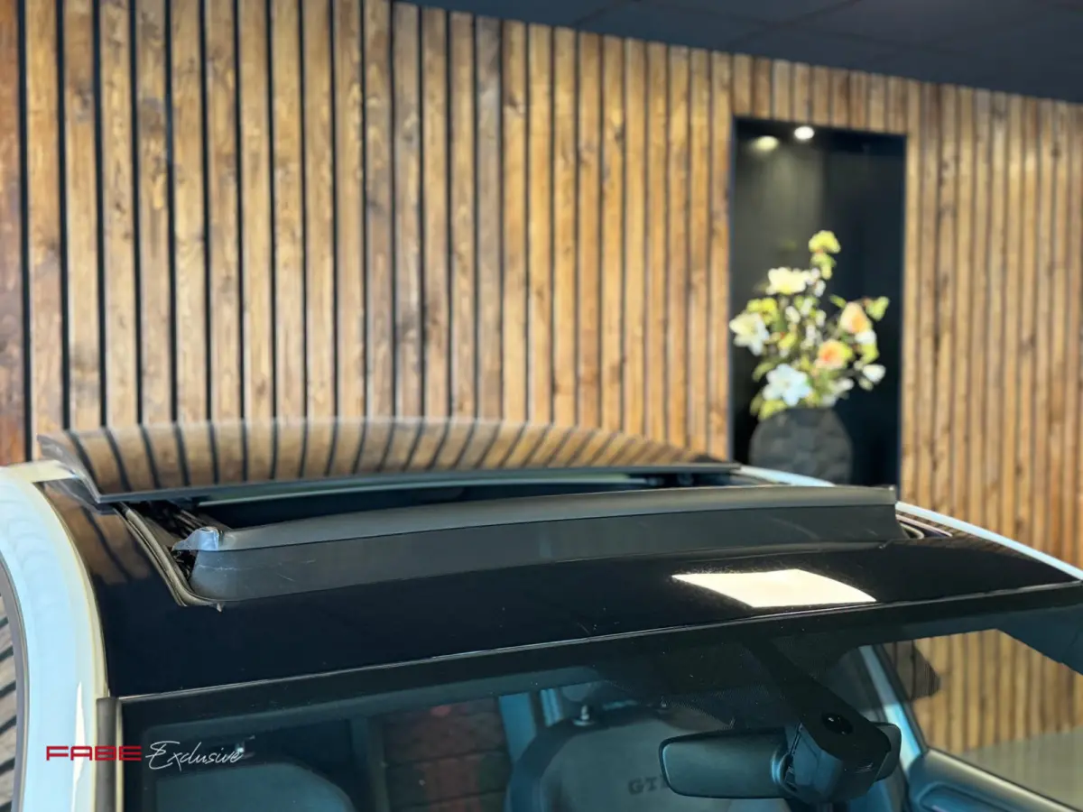 2.0 TSI GTI TCR / Pano / Dynaudio / Keyless / Camera / ACC / Virtual