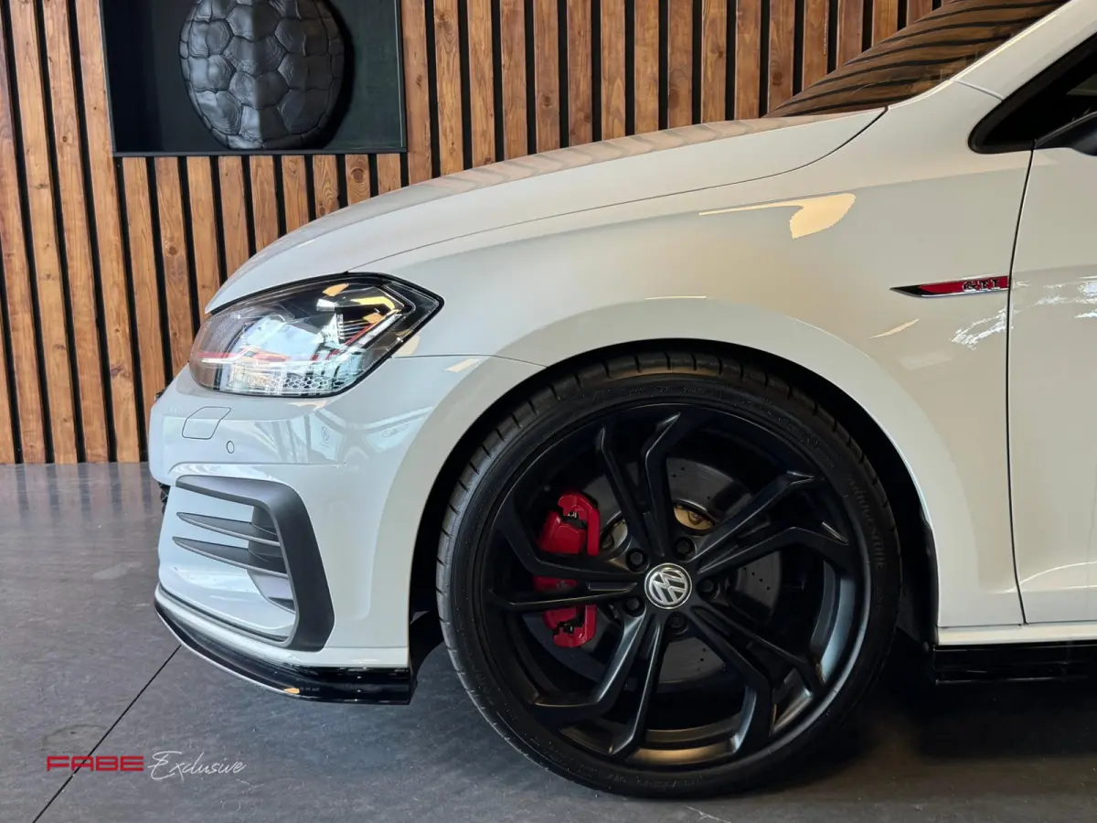 2.0 TSI GTI TCR / Pano / Dynaudio / Keyless / Camera / ACC / Virtual