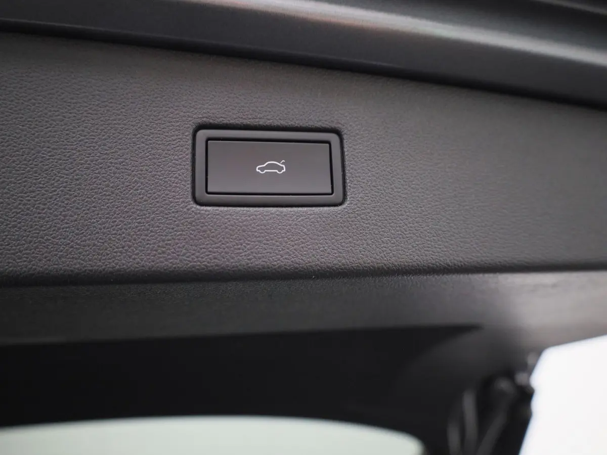 1.5 TSI Life Business 7p. 150 PK | Automaat | Navigatie | Parkeersensoren | Stoelverwarming | Stuurverwarming | ergoActive-stoelen | Dodehoeksensor | Digital Cockpit Pro | Adaptive Cruise Co