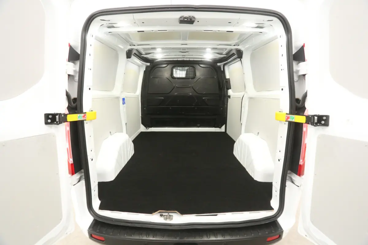 2.0 TDCI L1H1 | Airco | Cruise | 3 Zits | Parkeersens. | Trekhaak | Stoelverwarming