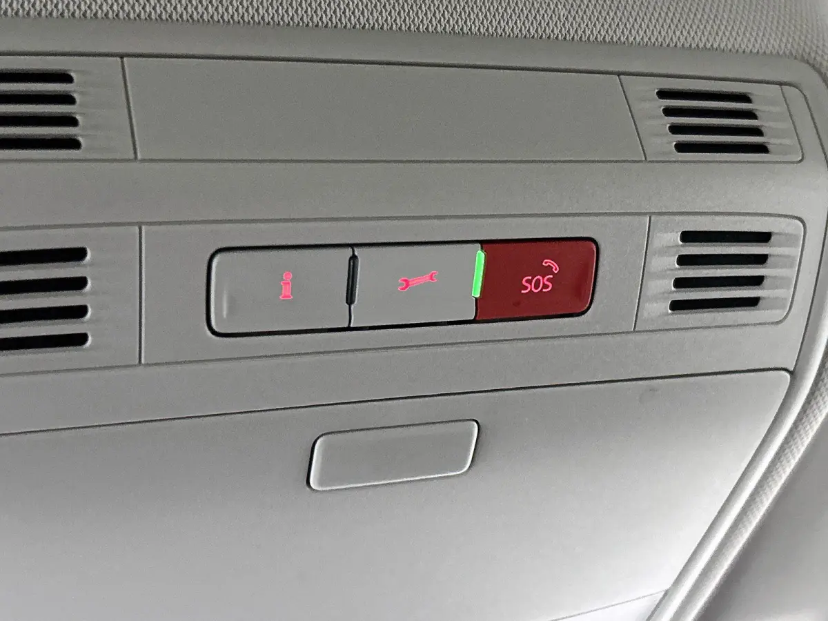 1.0 TSI R-Line Edition | 95 PK | Parkeersensoren | DAB+ Radio | Airco |