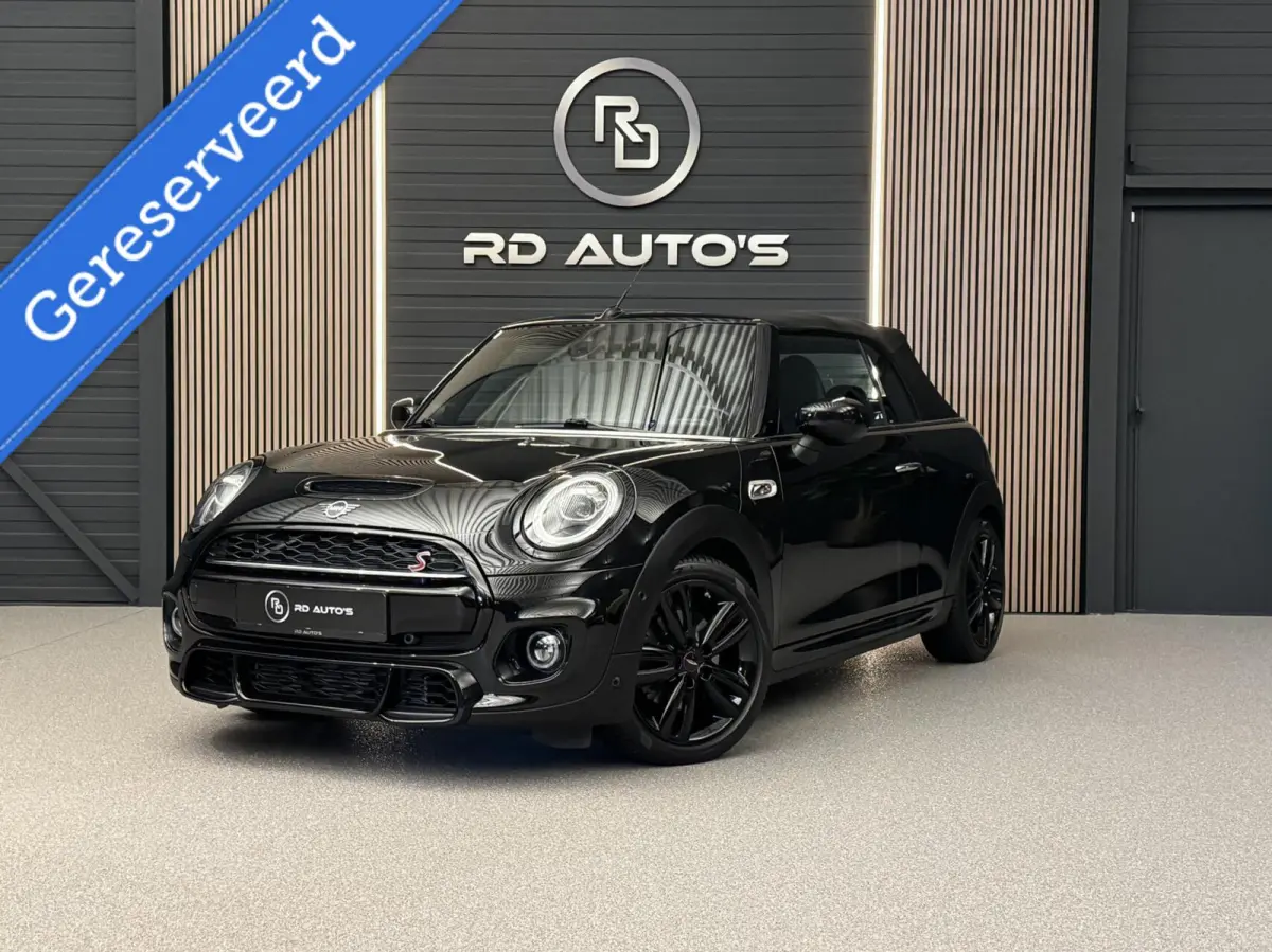 2.0 S JCW Carplay ACC H/K 1e Eigenaar