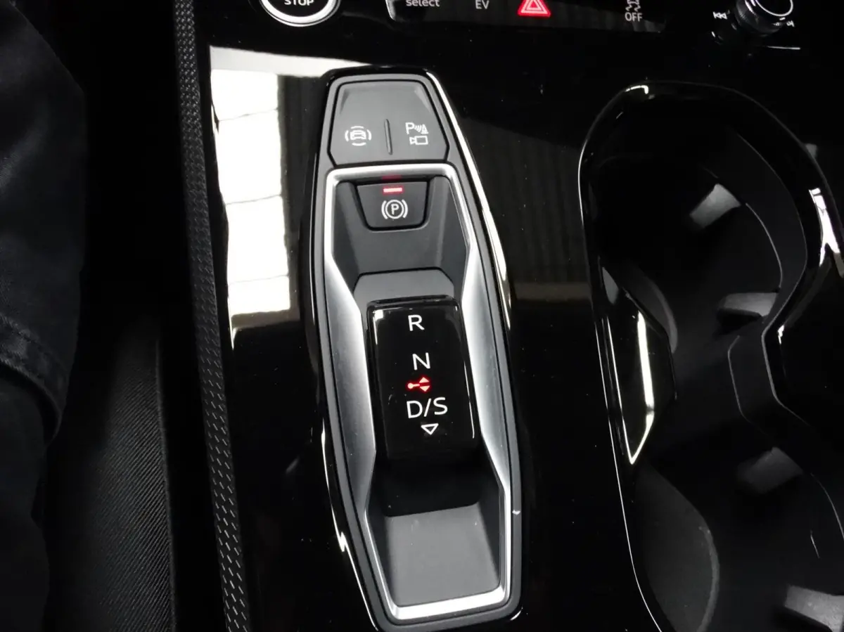 Limousine 2.0 quattro Advanced edition