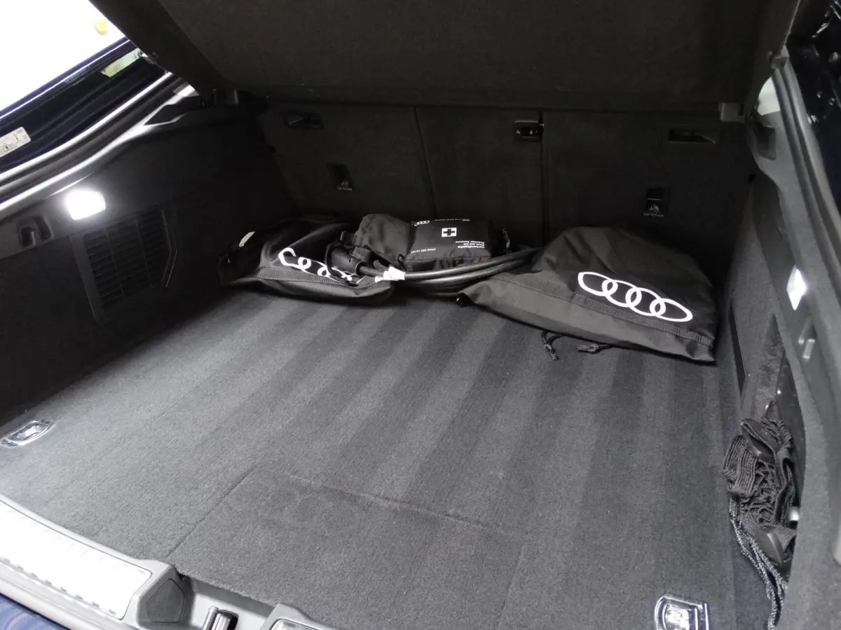 Limousine 2.0 quattro Advanced edition