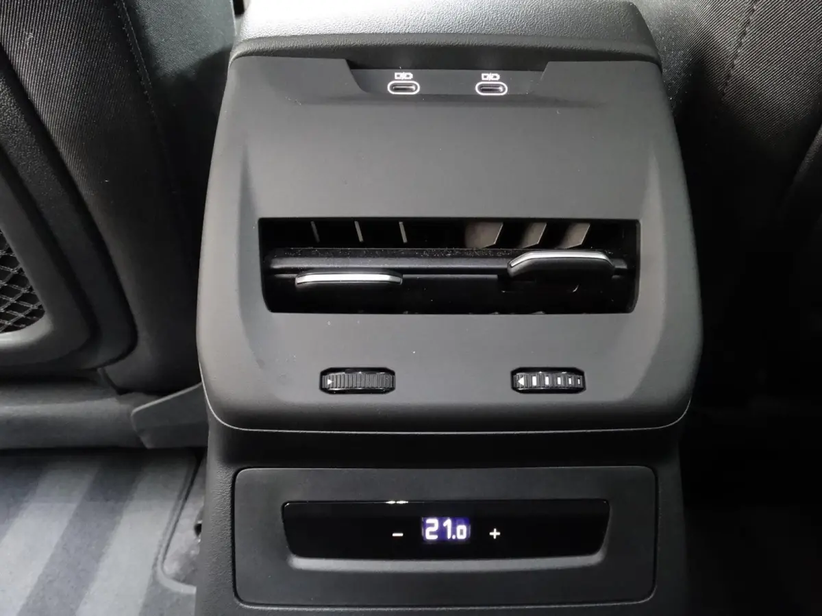 Limousine 2.0 quattro Advanced edition