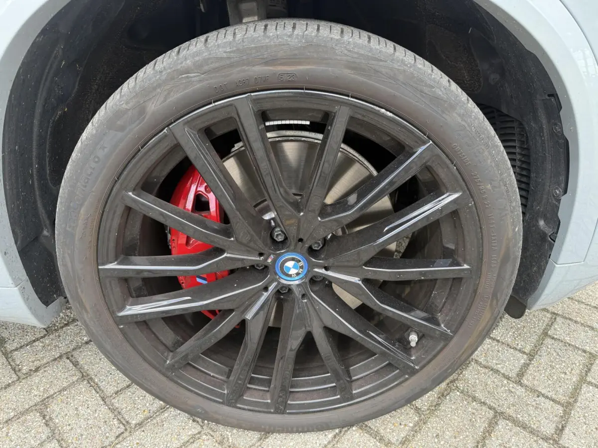 xDrive50e PANO HEAD UP LUCHTVERING