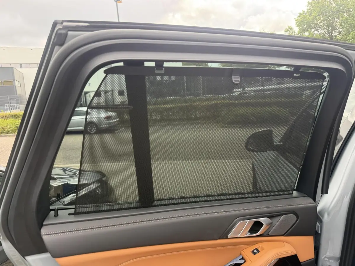 xDrive50e PANO HEAD UP LUCHTVERING