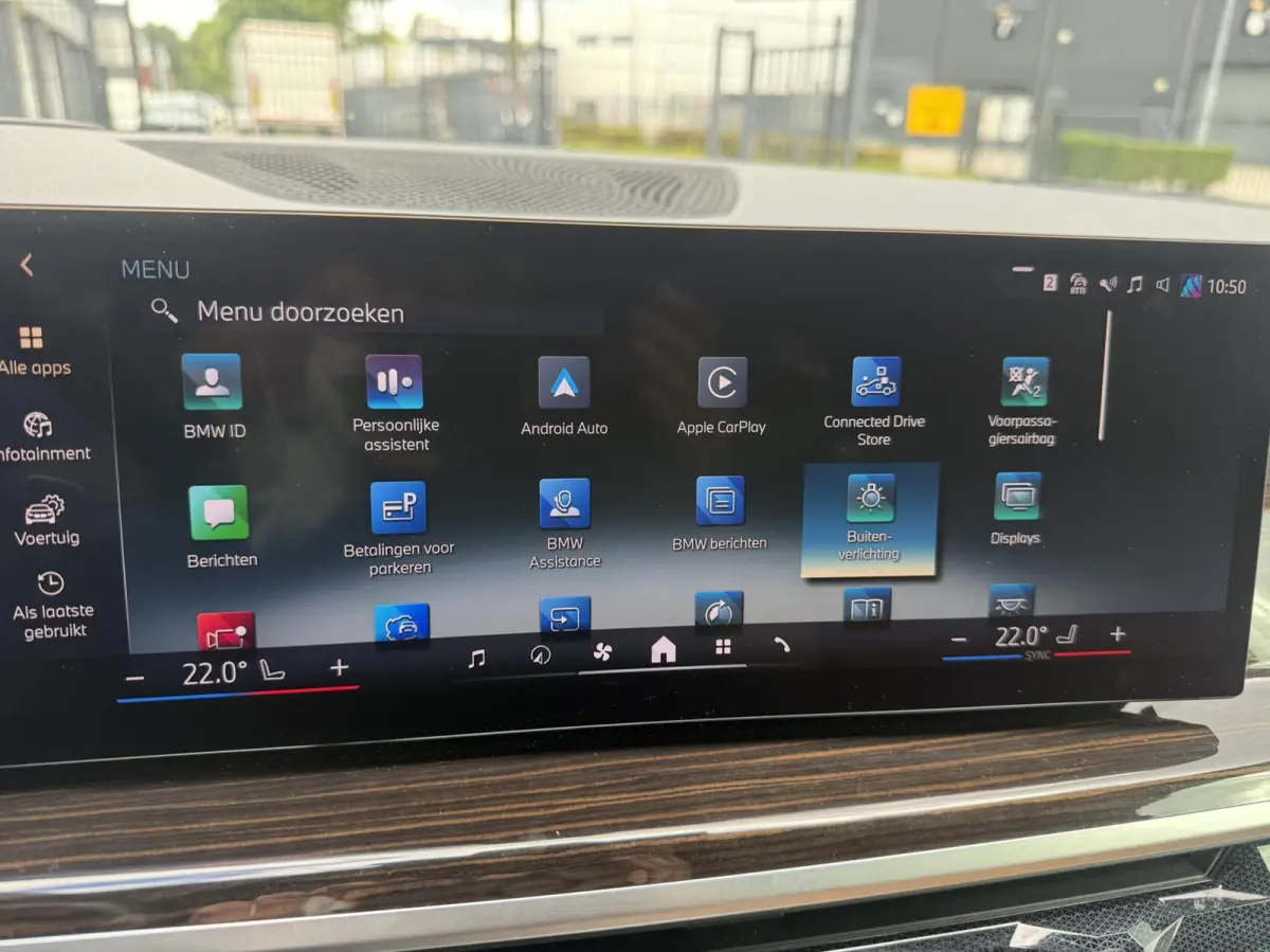 xDrive50e PANO HEAD UP LUCHTVERING