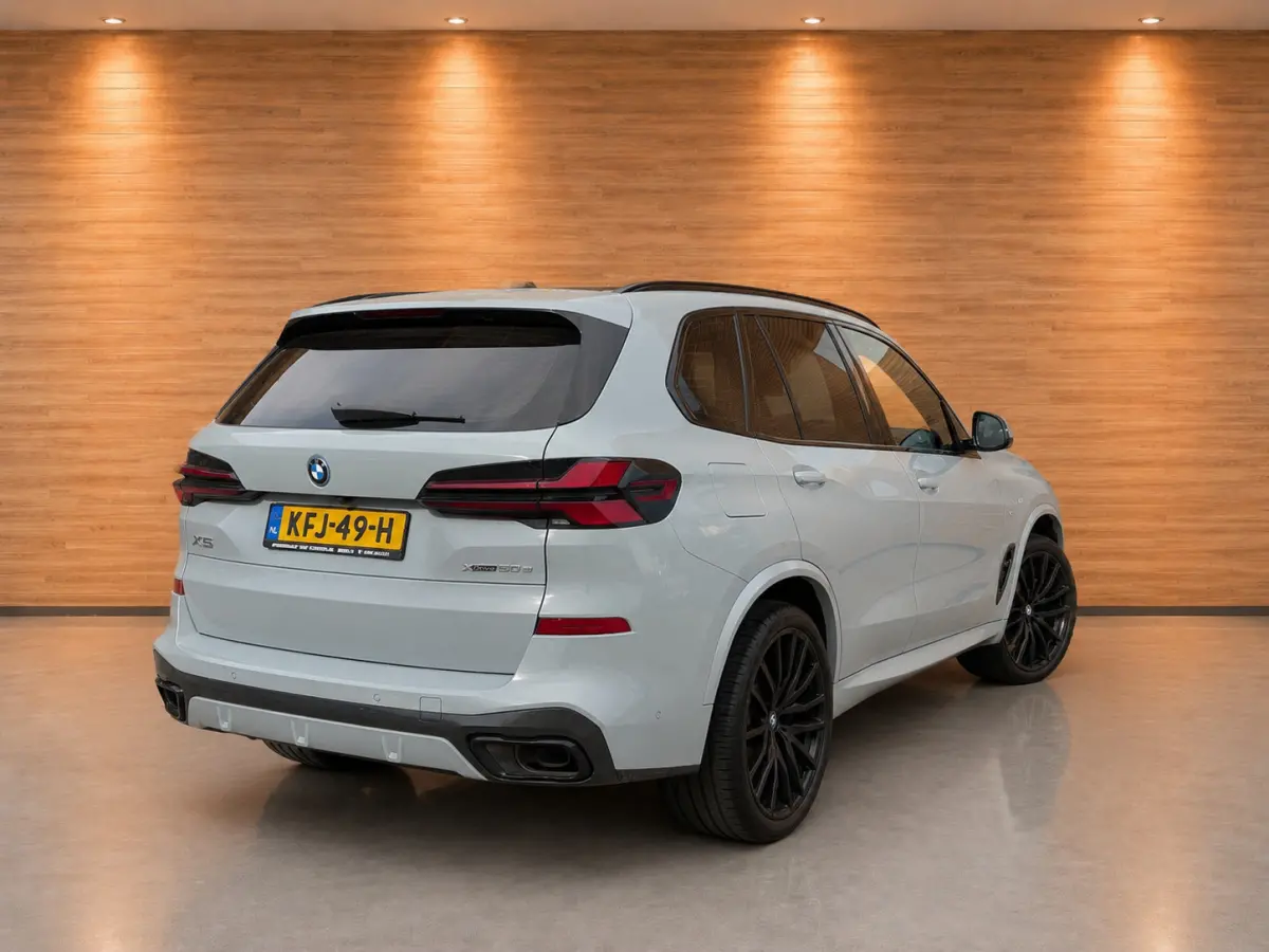 xDrive50e PANO HEAD UP LUCHTVERING