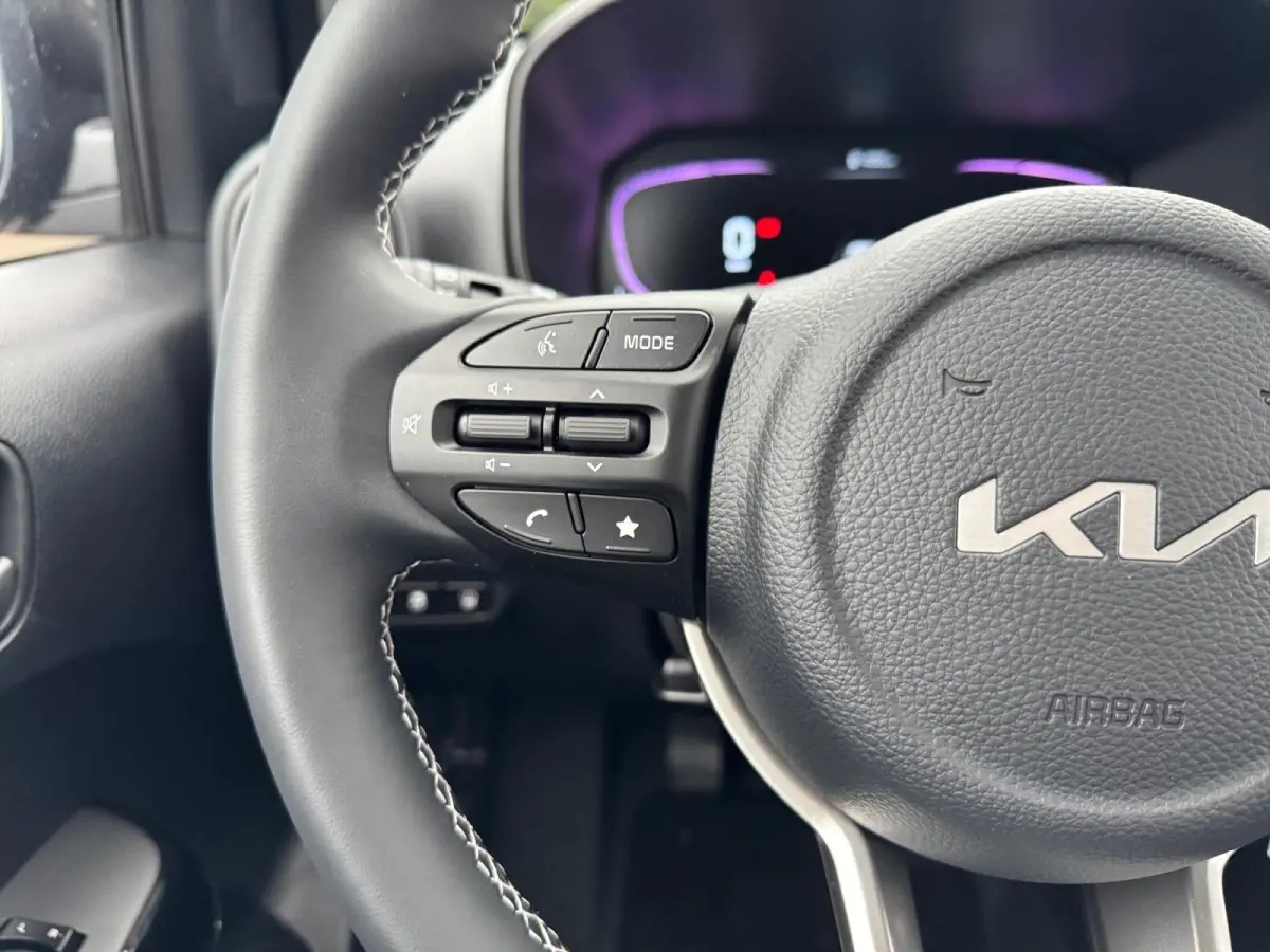 1.0 GDi DynamicLine | Demo | Direct Beschikbaar! | Navigatie | Airco | Cruise control | Camera | Apple Carplay / Android Auto |
