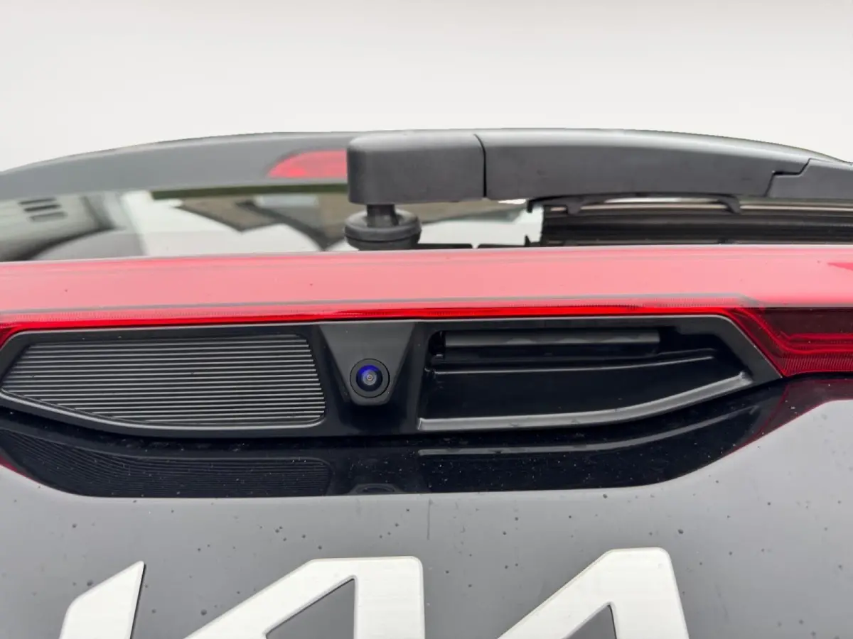 1.0 GDi DynamicLine | Demo | Direct Beschikbaar! | Navigatie | Airco | Cruise control | Camera | Apple Carplay / Android Auto |