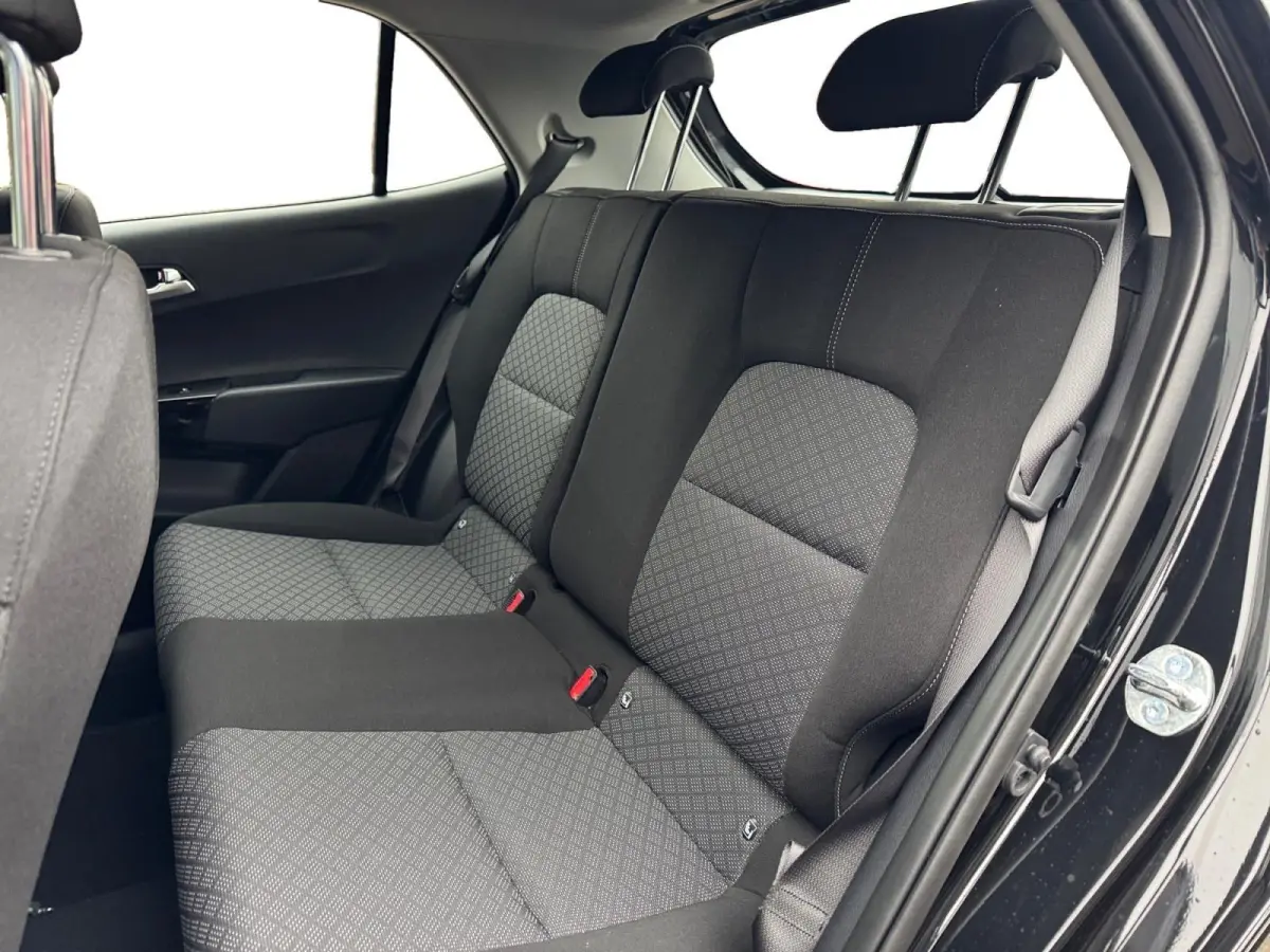 1.0 GDi DynamicLine | Demo | Direct Beschikbaar! | Navigatie | Airco | Cruise control | Camera | Apple Carplay / Android Auto |
