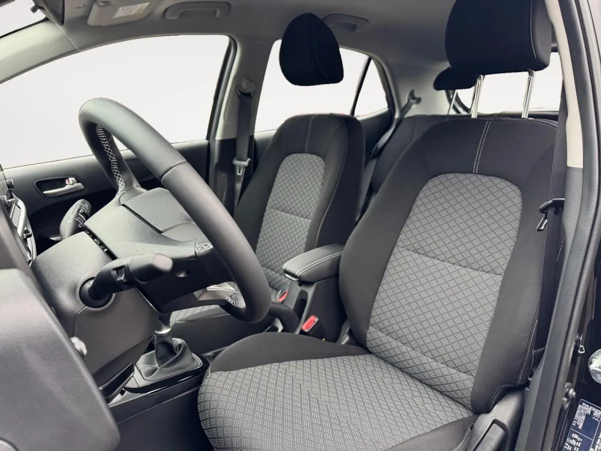 1.0 GDi DynamicLine | Demo | Direct Beschikbaar! | Navigatie | Airco | Cruise control | Camera | Apple Carplay / Android Auto |